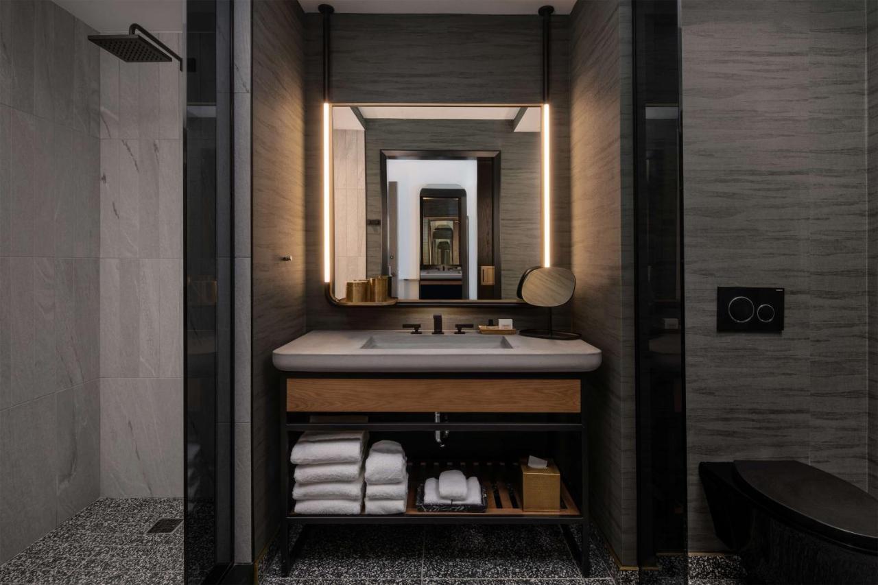 Thompson Austin, By Hyatt Hotel Екстериор снимка