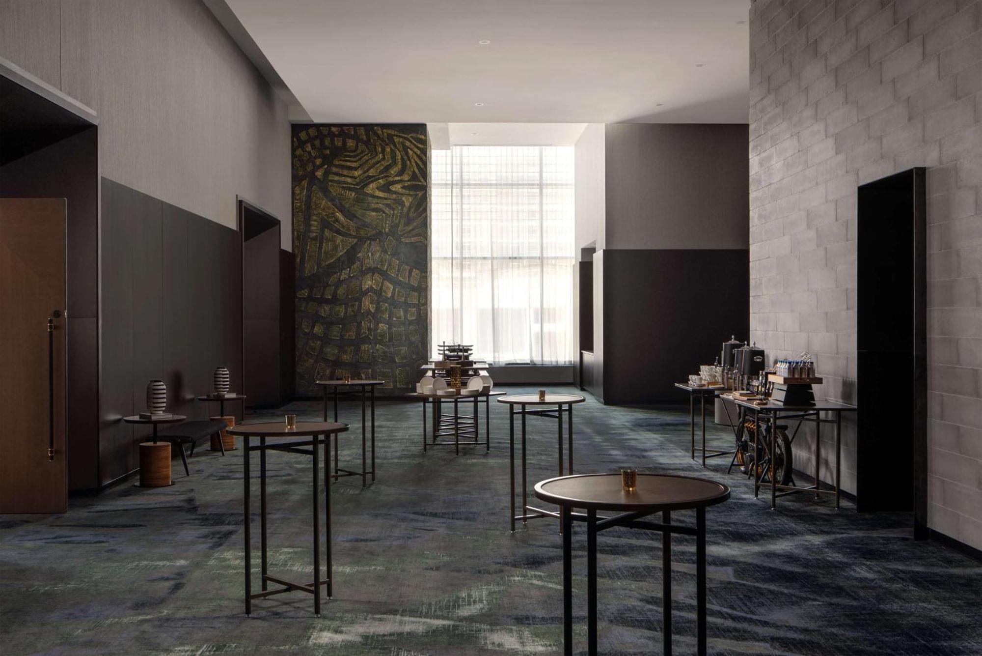 Thompson Austin, By Hyatt Hotel Екстериор снимка