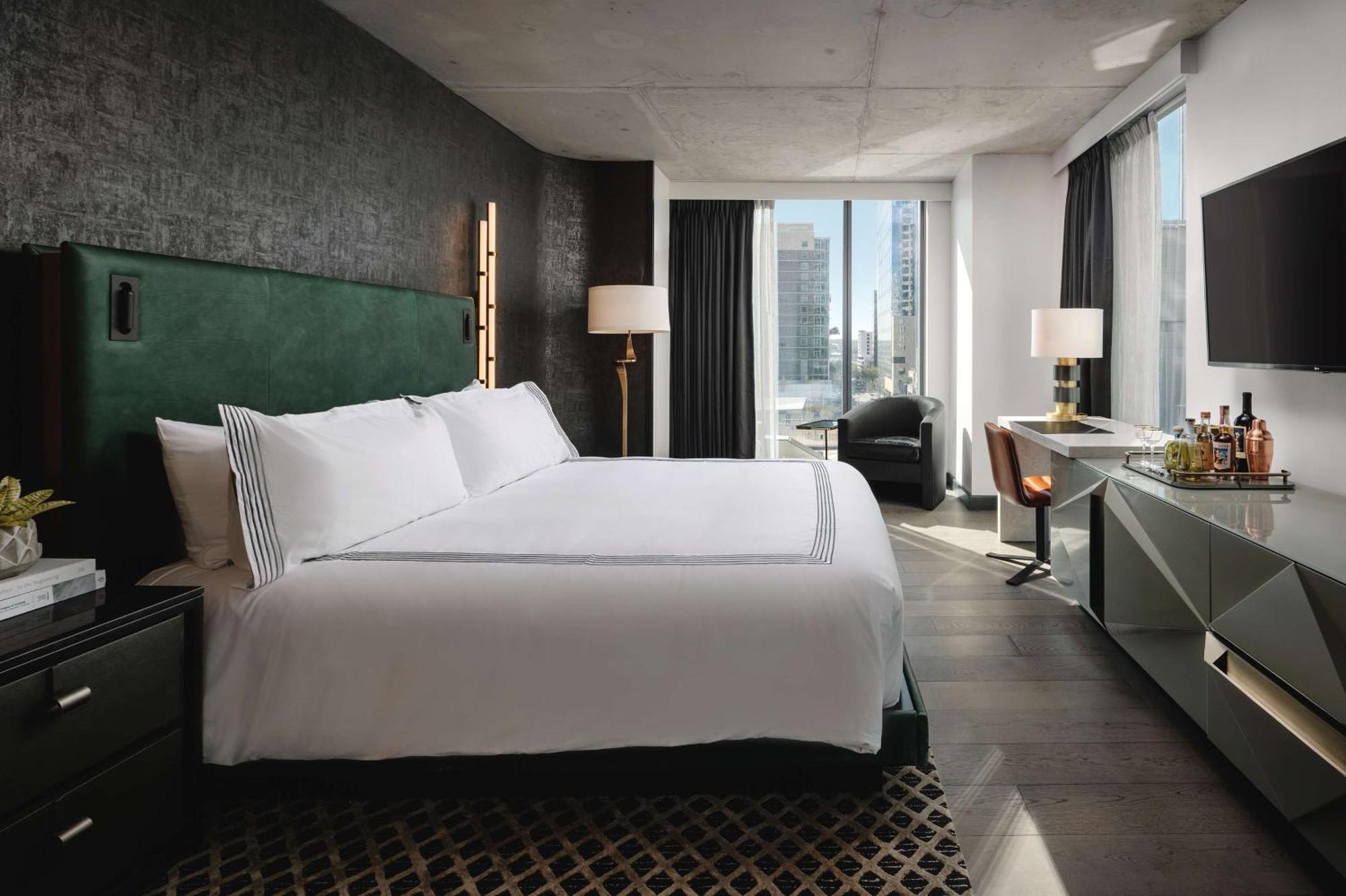 Thompson Austin, By Hyatt Hotel Екстериор снимка
